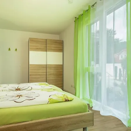 Appartement Ferienwohnung Hortensie *